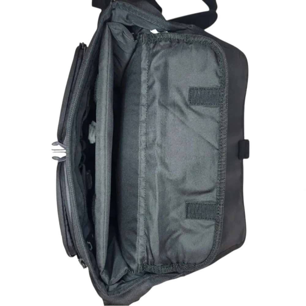 Targus Black and Gray unisex Messenger Bag with Adjustable Strap